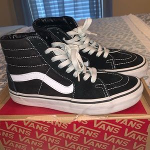 Sk8-Hi Vans
